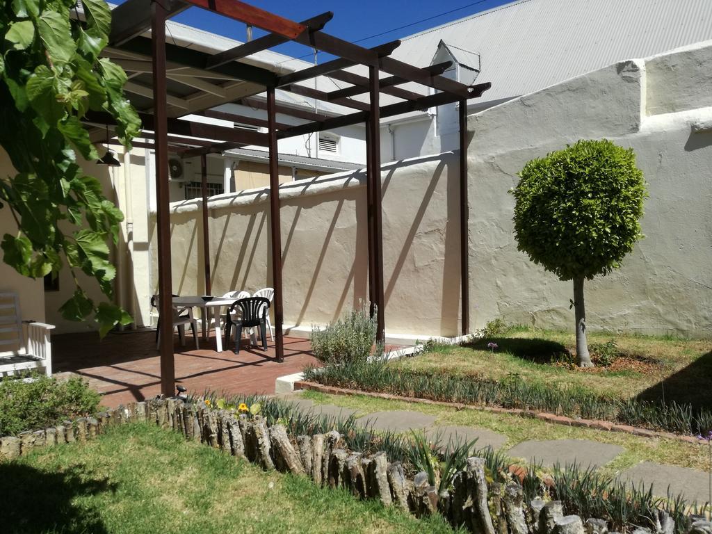 House On Plein Hotel Парл Екстериор снимка