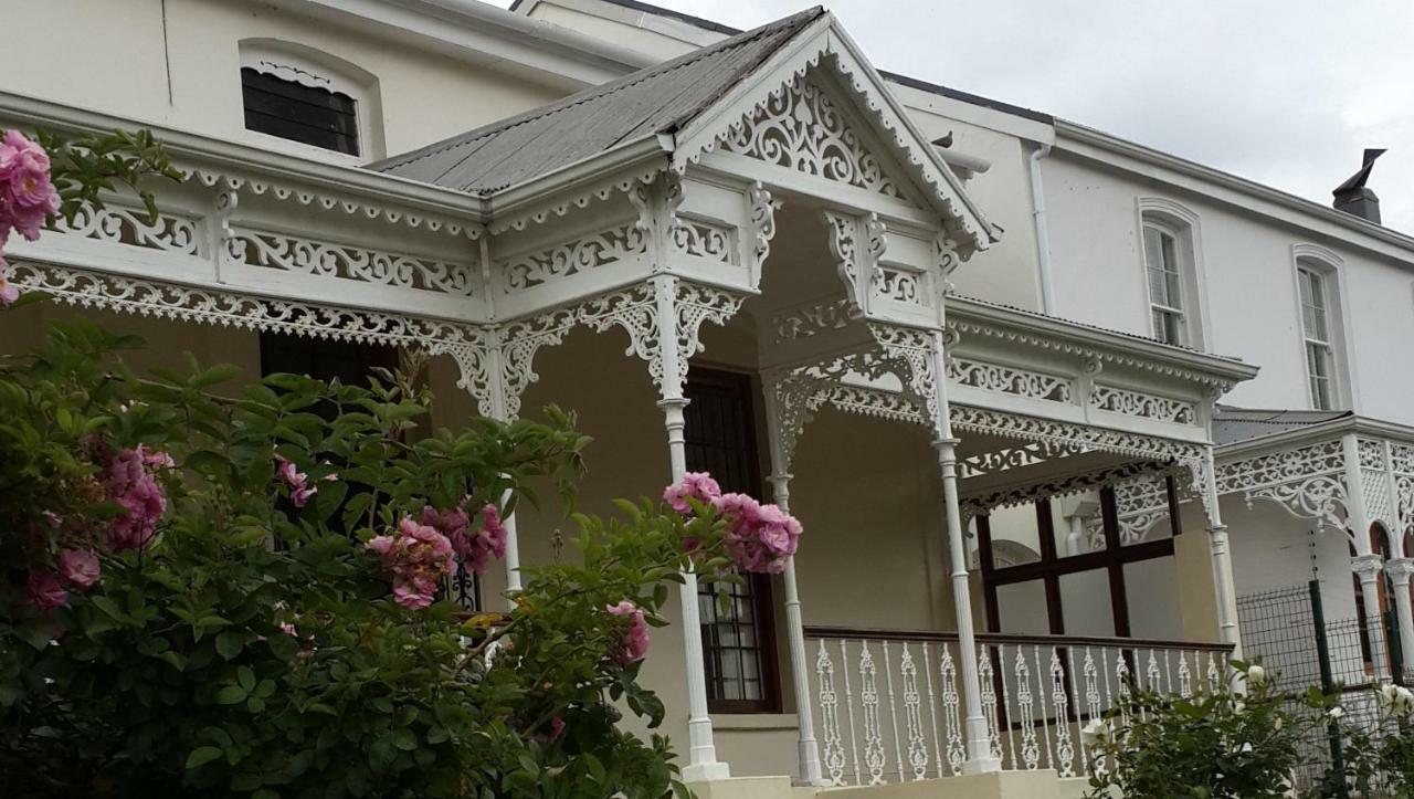 House On Plein Hotel Парл Екстериор снимка